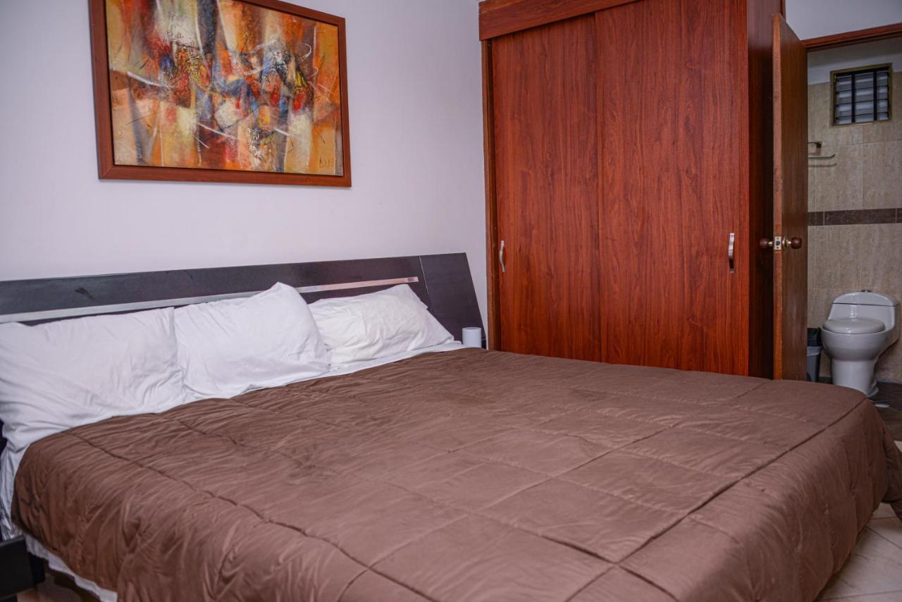 Poblado Brownstone Apartment Меделин Екстериор снимка