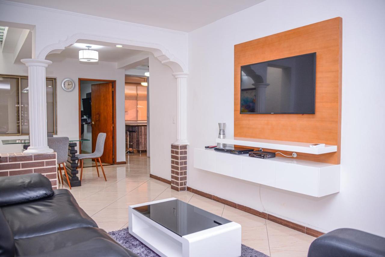 Poblado Brownstone Apartment Меделин Екстериор снимка