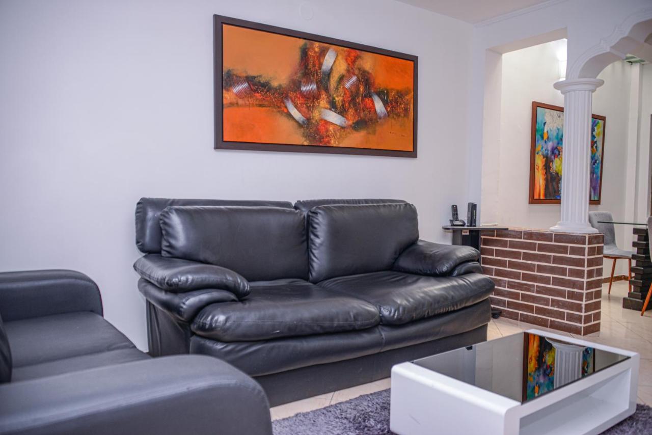 Poblado Brownstone Apartment Меделин Екстериор снимка