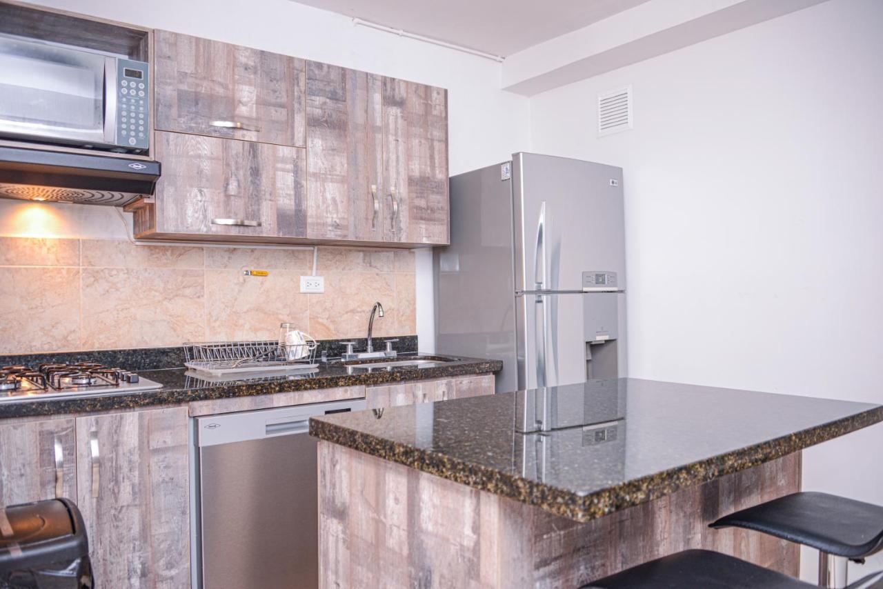 Poblado Brownstone Apartment Меделин Екстериор снимка