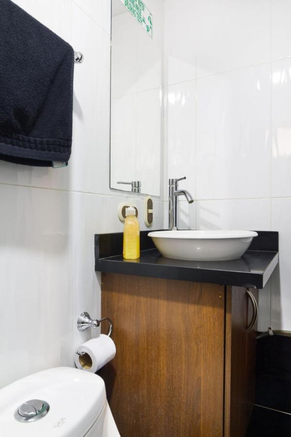 Poblado Brownstone Apartment Меделин Екстериор снимка
